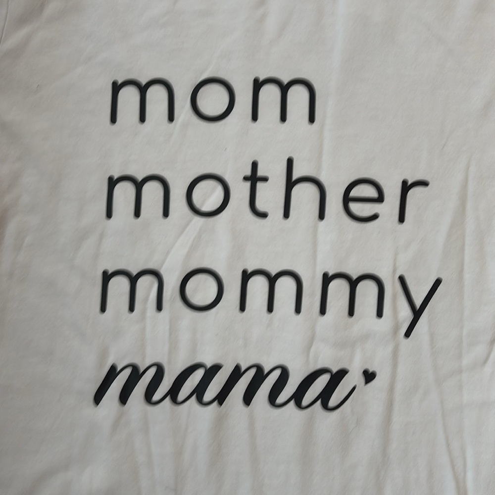 NWT Isabel Maternity by Ingrid & Isabel White Mom T-Shirt Size Large - Picture 2 of 5